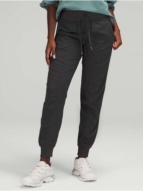 Lululemon studio pant joggers